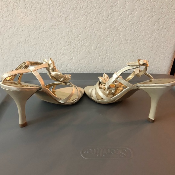 Rampage Strappy Heels - Picture 6 of 7